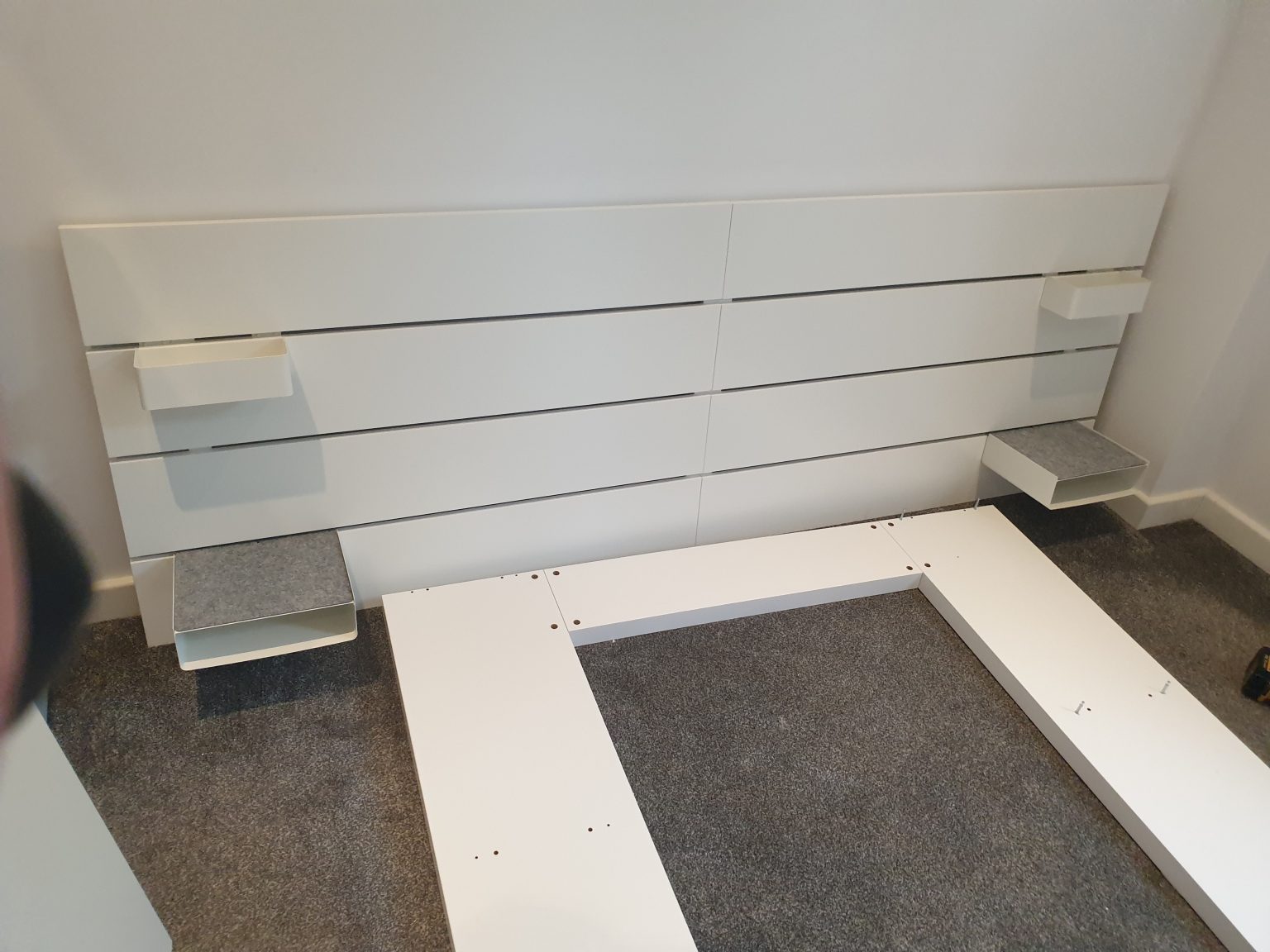 Dismantle/Reassemble furniture MD1 Removals